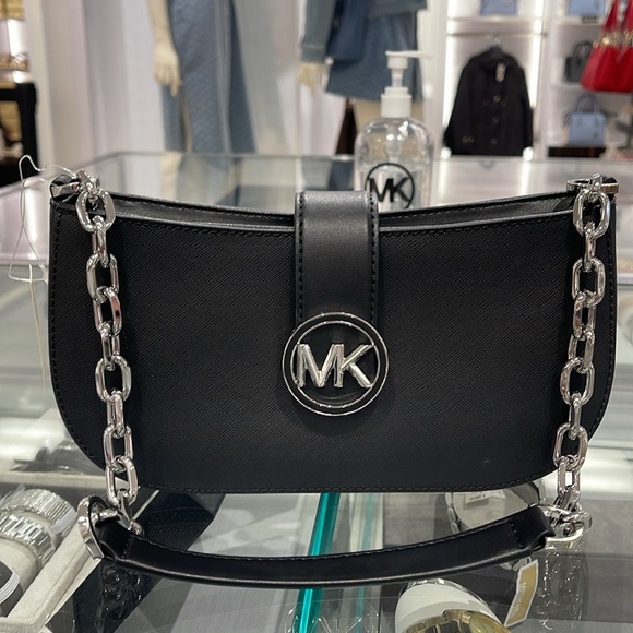 MICHAEL KORS CARMEN SMALL POUCHETTE SHOULDER CHAIN BAG BLACK/SILVER TONED - Picture 15 of 16